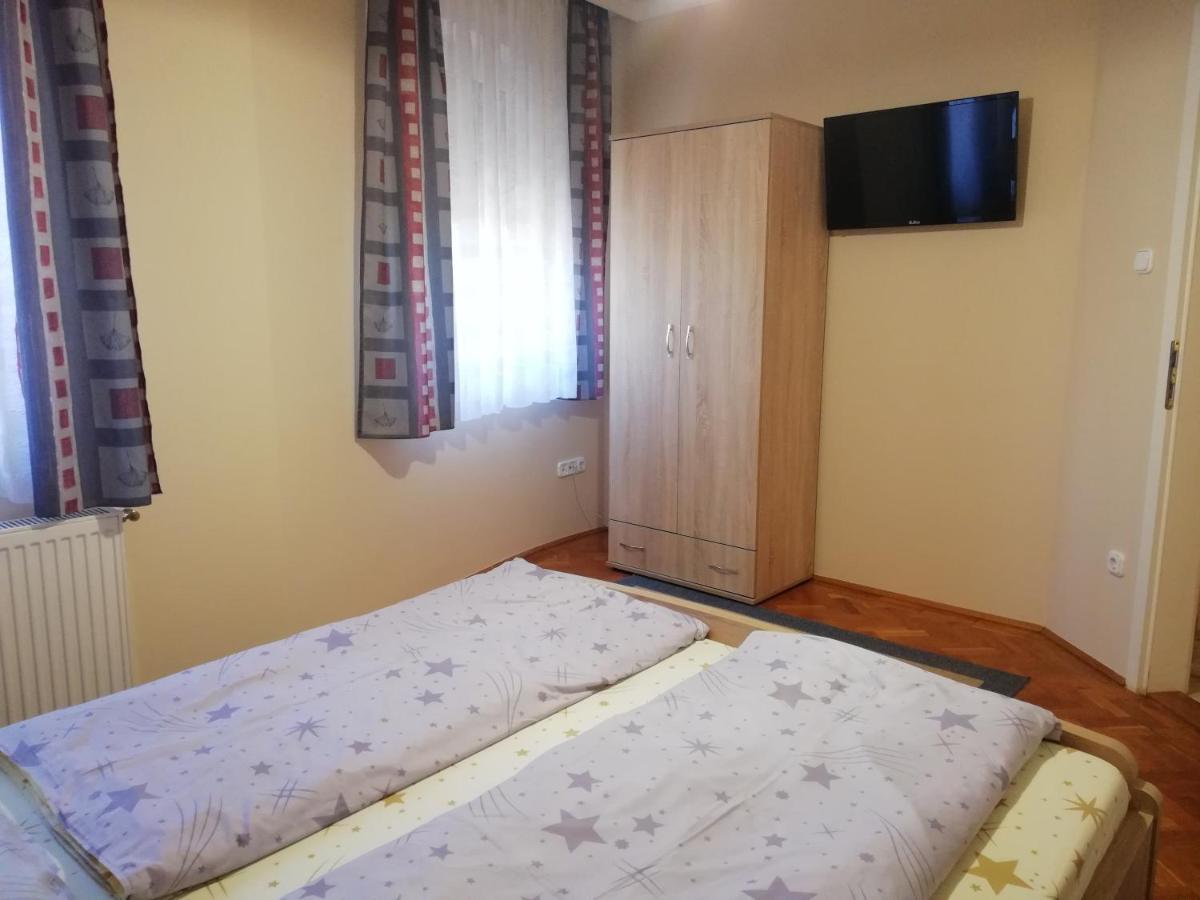 Imola Es Andrea Apartmanhaz Hajdúszoboszló 外观 照片