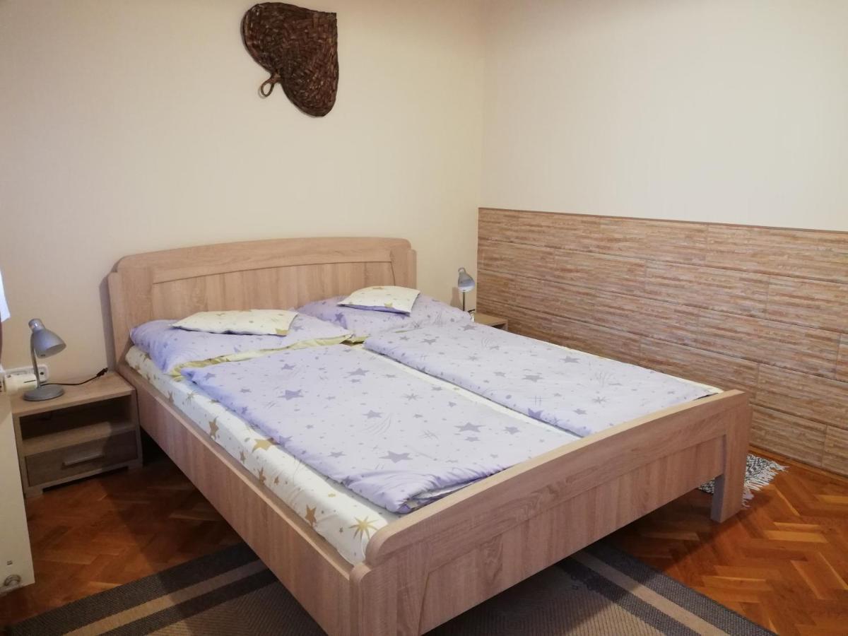 Imola Es Andrea Apartmanhaz Hajdúszoboszló 外观 照片