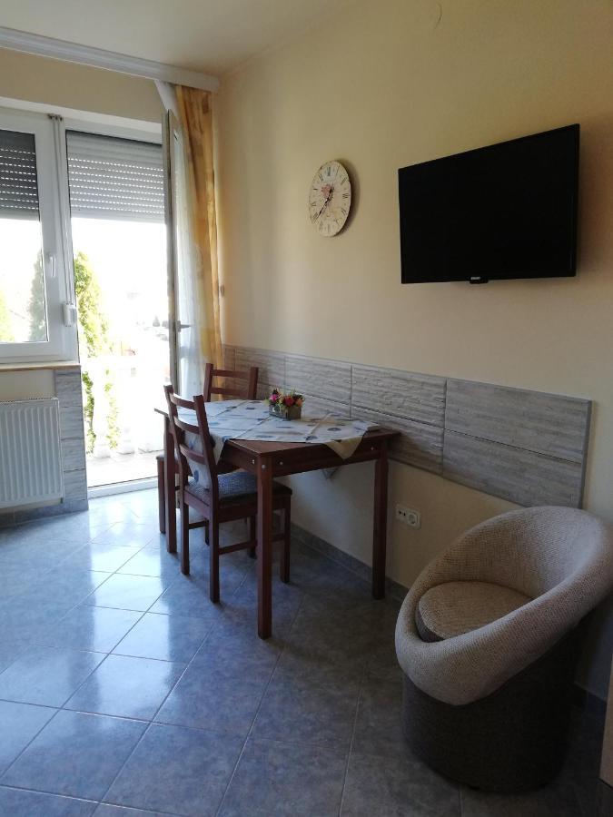 Imola Es Andrea Apartmanhaz Hajdúszoboszló 外观 照片